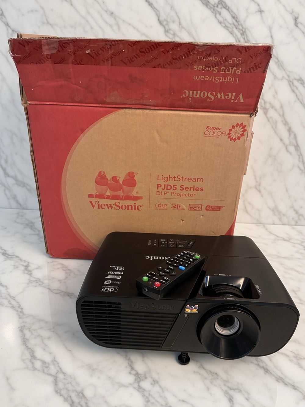 ViewSonic PJD5155 3300 Lumens SVGA DLP Projector Original Box With Remote Bundle